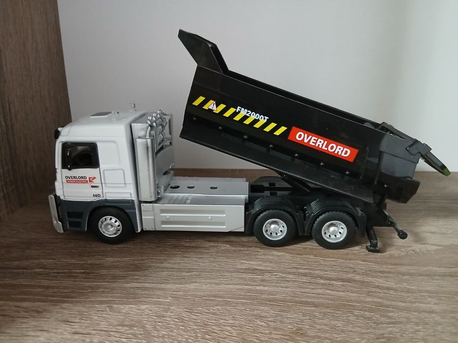 Грузовик автосвiт 1:32 инерционый