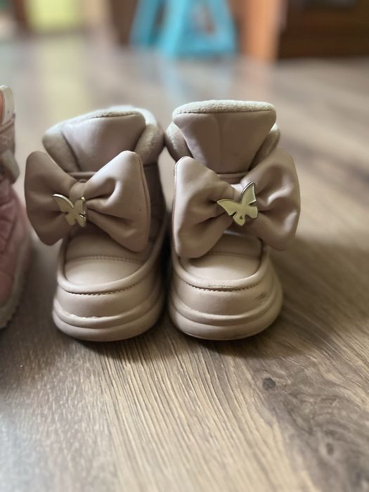 Дитячі чобітки ідеальний стан були одянгені два рази