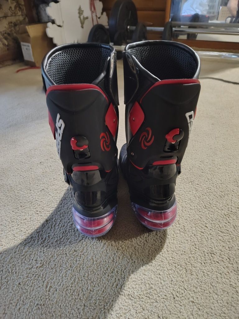 Buty motocyklowe