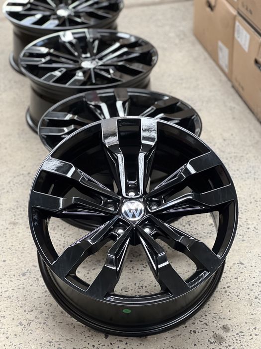 Диски Volkswagen Touareg Tiguan Atlas в Наявності