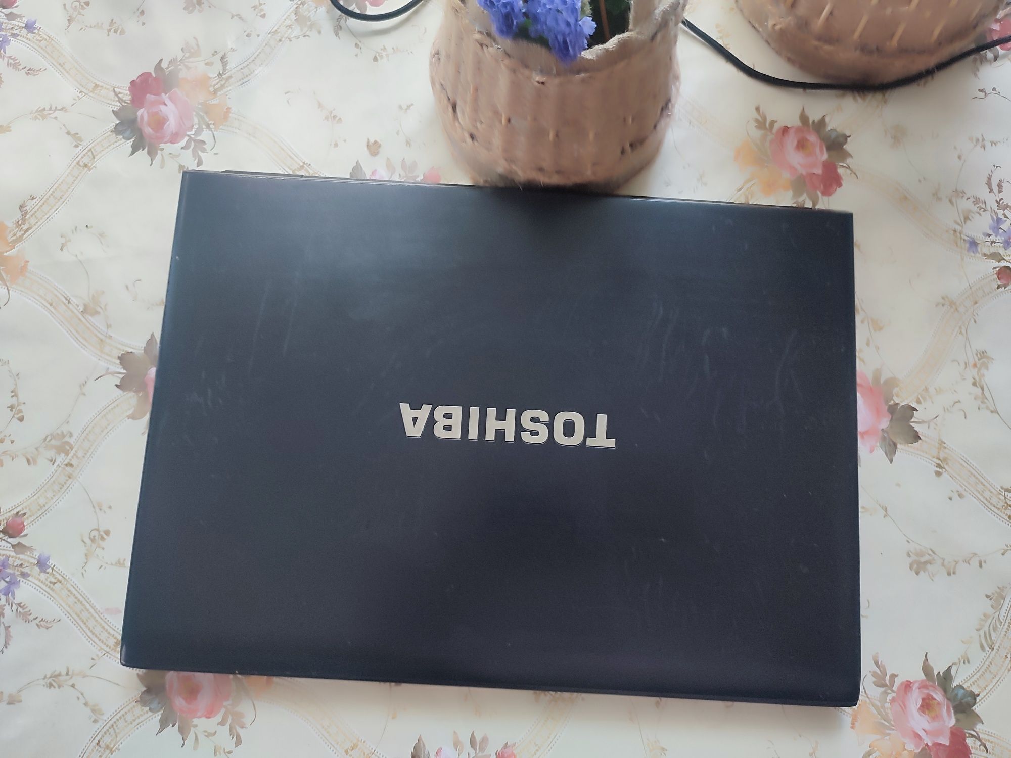 Ноутбук Toshiba 4-ядра i5-2520M/RAM-6GB/HDD-1TБ/SSD-120GB