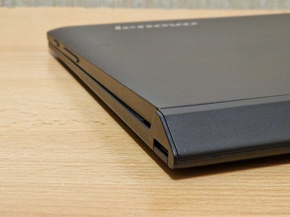 Lenovo чотирьох ядерний Intel Atom Z3735F Батарея 9 годин, вага 0,5 кг