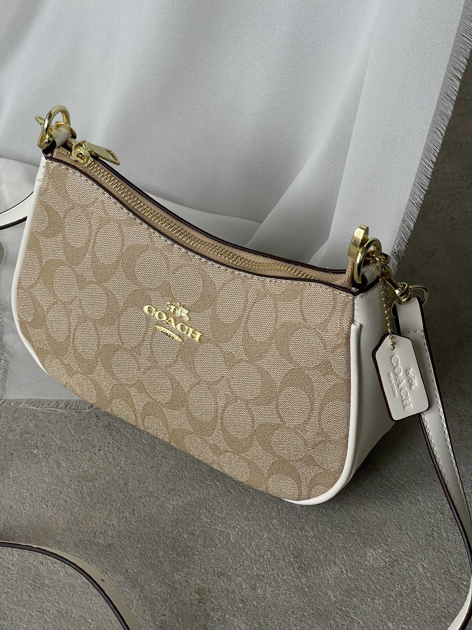 Сумка Coach через плече багет Bolso de hombro Teri коричнева, молочна