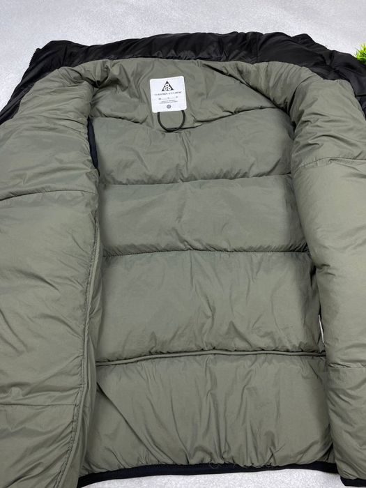 Жилетка чорна NIKE ACG/безрукавка найк асг