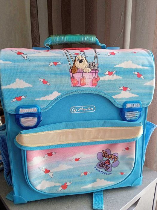 Три шкільні рюкзаки за вигідною ціною