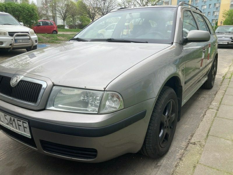 Wynajem aut/  Rent carsGlovo, Uber eats, Bolt