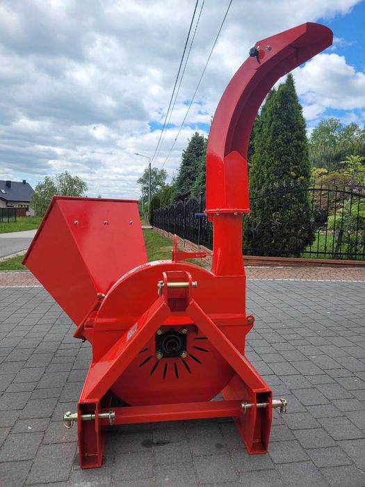 Rozdrabniacz do gałęzi Rębak tarczowy na wałek WOM ciągnika/ traktorka