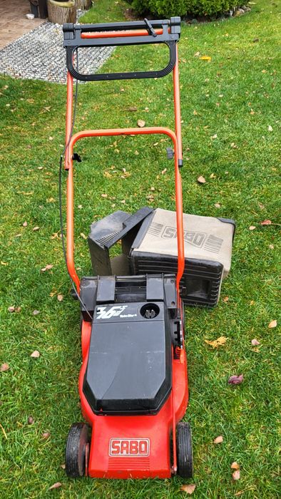 Kosiarka elektryczna SABO uszkodzona