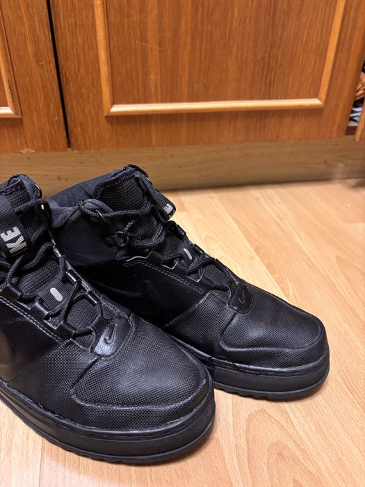 Зимове чоловіче взуття Nike