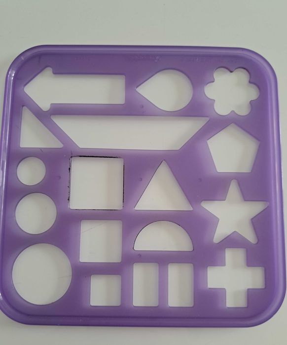 Réguas para as crianças aprenderem a escrever e desenhar