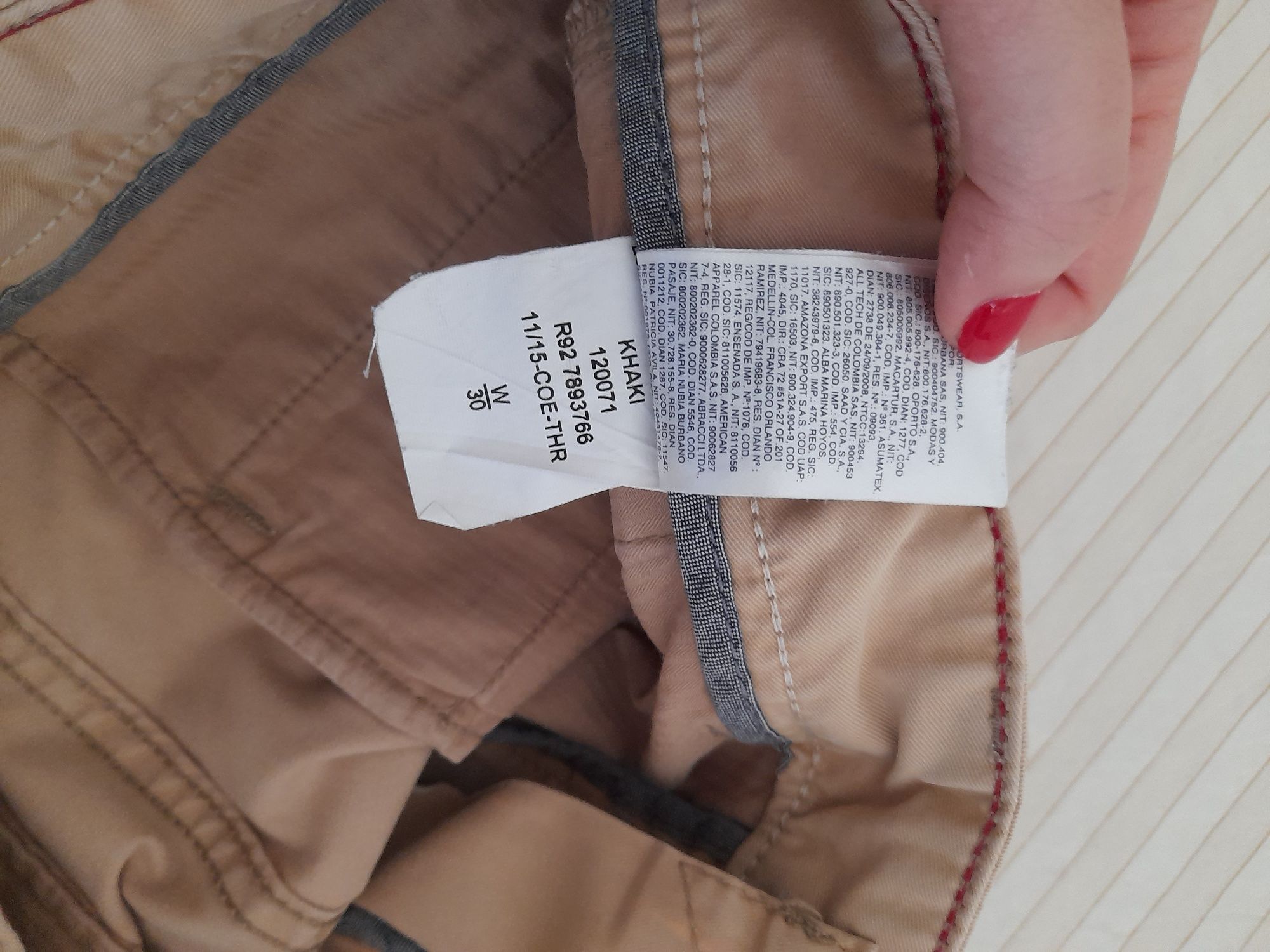 Calções Tommy Hilfiger tamanho 40