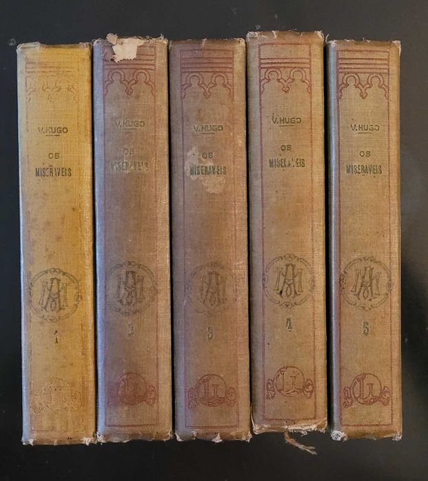 Victor Hugo - Os Miseráveis - obra completa - Livraria Chardron Lello