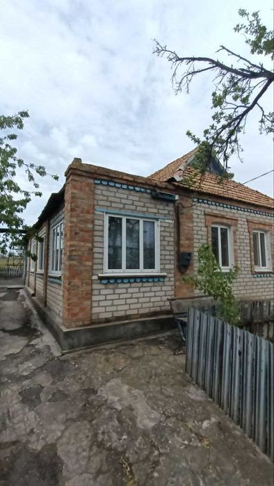 Продам будинок в Лозуваткі