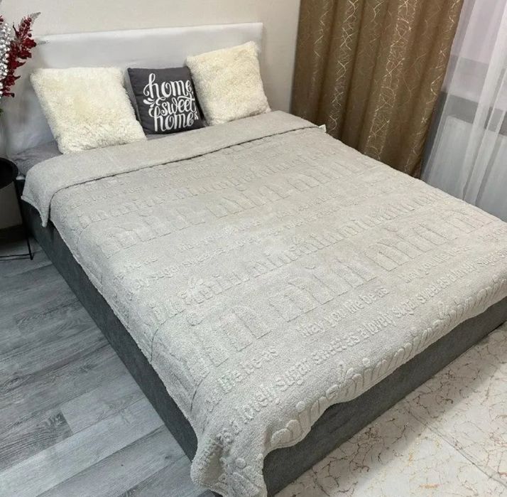 Легкий, м’який та приємний на дотик затишний плед MIU МІУ