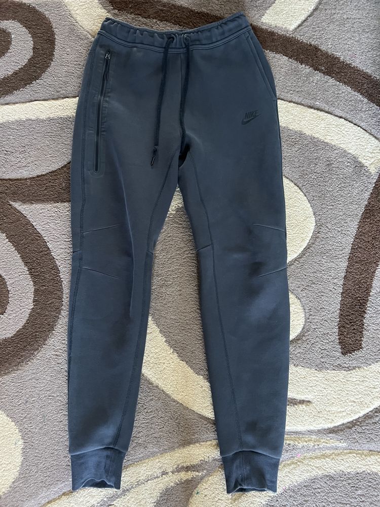 Костюм nike tech fleece