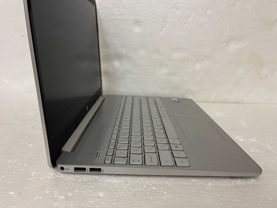 Игровой СВЕЖАК! HP Laptop 15 + (Core i5 11" го покол) + 16 RAM + ИДЕАЛ