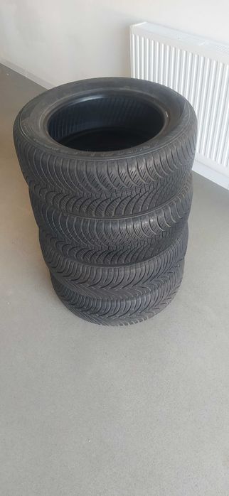 Opony zimowe 4 szt. 215/55/16 Falken 2 szt Kleber 2 szt