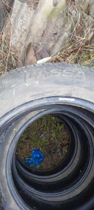 Прода резину б/у 215/50/r17