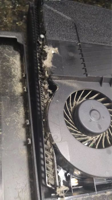 Czyszczenie sprzetu elektronicznego