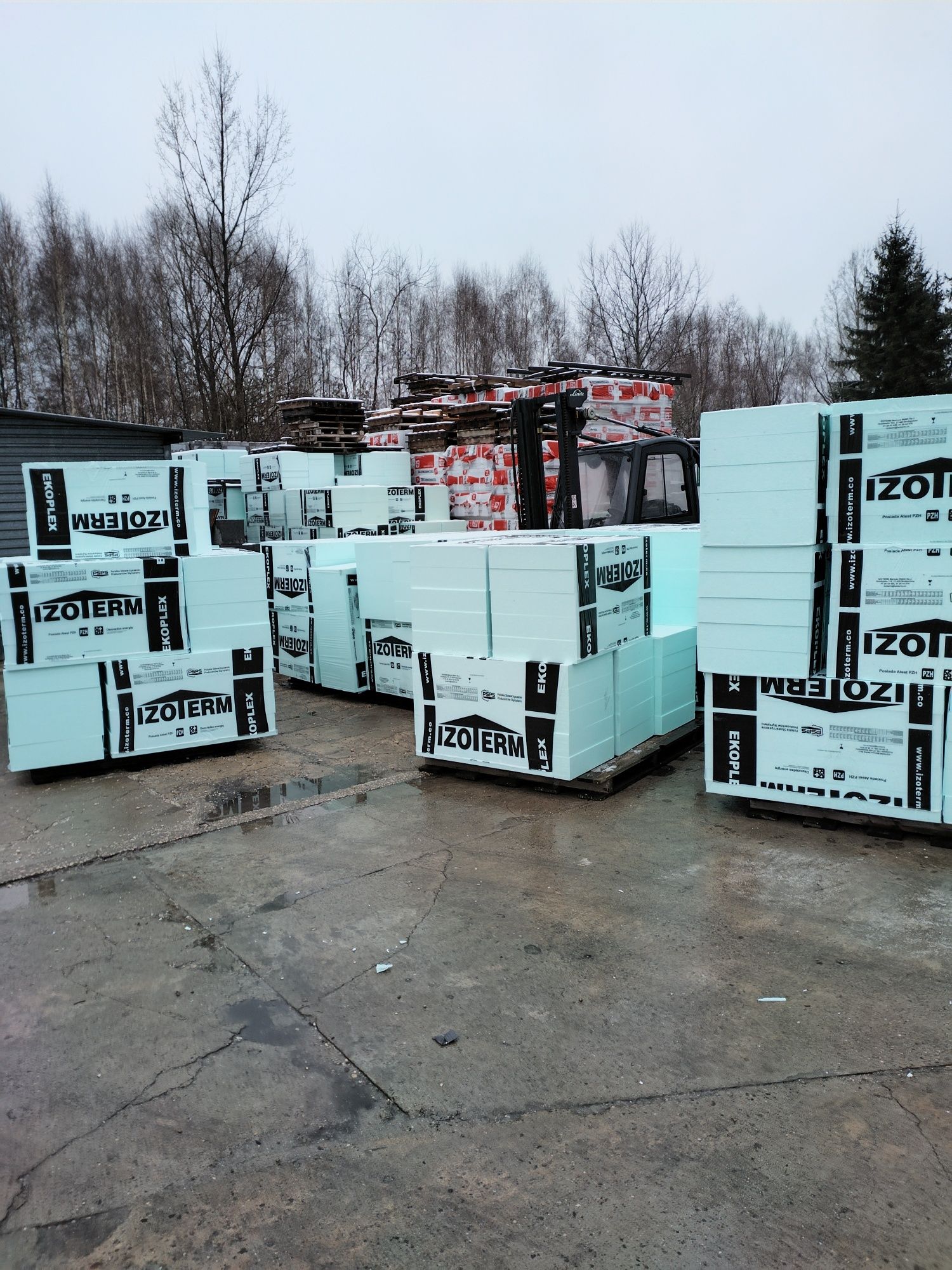 styropian Izoterm ekoplex 100-037 hydro 300 zł/m3  12 cm
