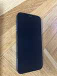 iPhone 12 Pro z wadami