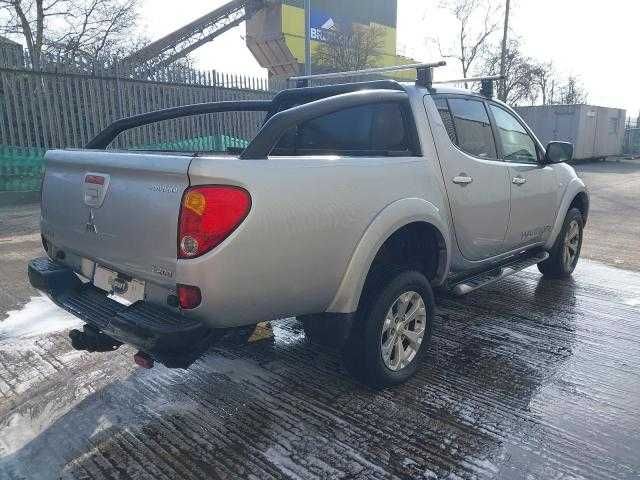 Mitsubishi L200 2010