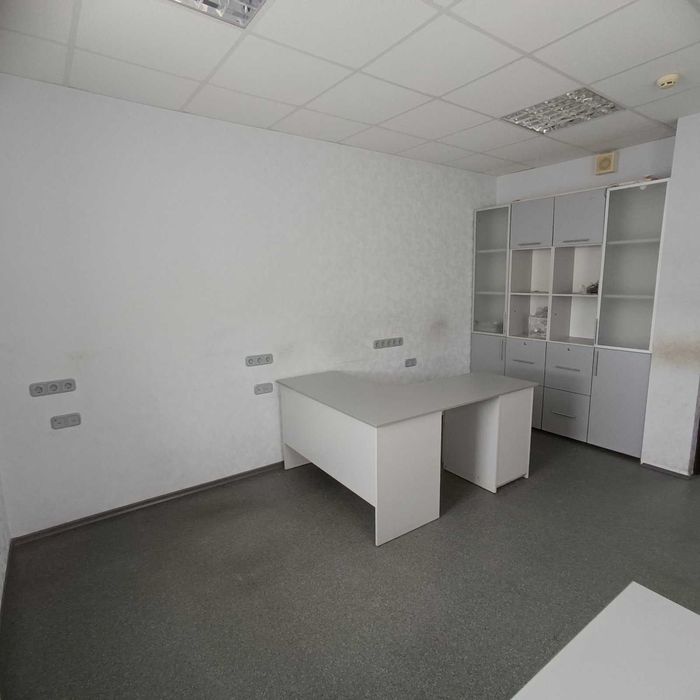 Без комісії ! Оренда офісу 140 метрів, Львівська 22А, на 26 поверсі.