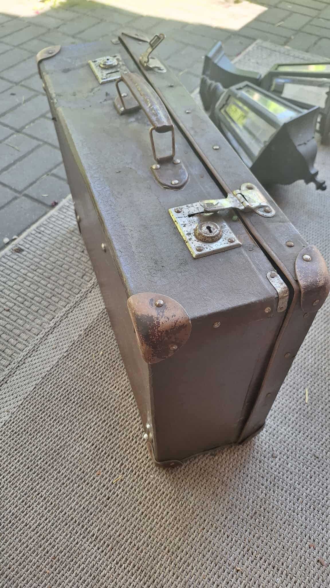 Walizka z dawnych czasów