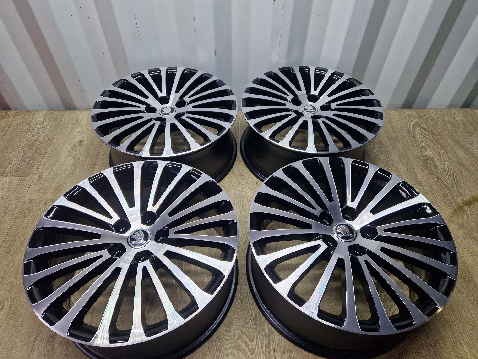 Felgi 18 skoda superb kodiaq octavia 5x112 7.5j et46 os 57.1