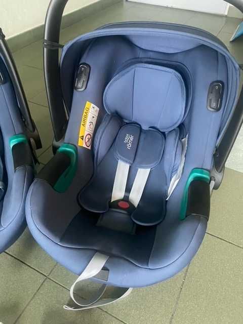 Britax Babe Safe 3 dla bliźniąt KOMIS