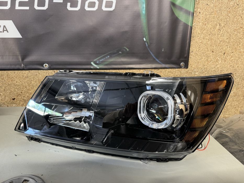 Dodge Journey Bi led 3.0 lampy freemont przód EU zrobione US 2011+
