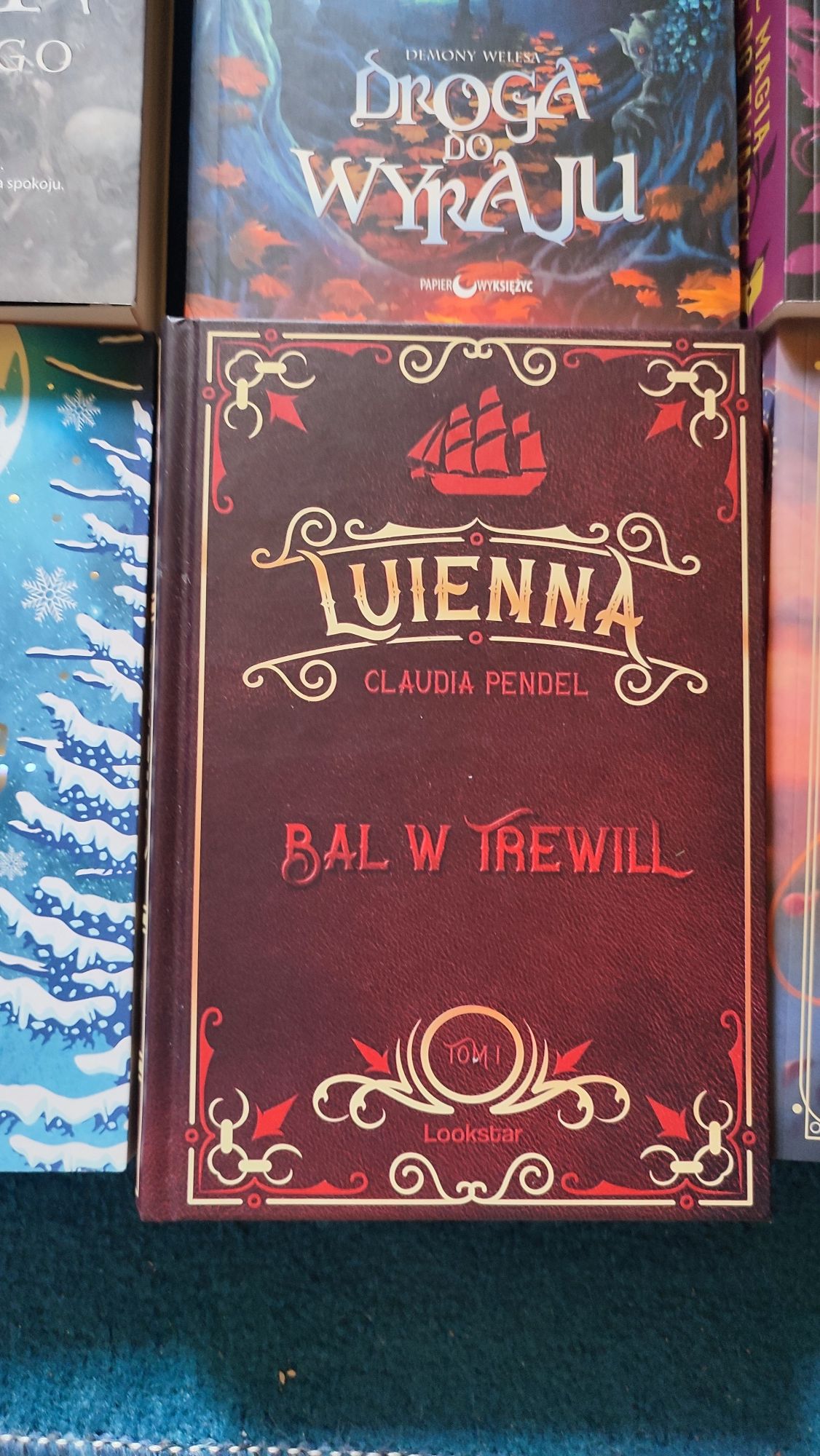 Zestaw 13 książek fantasy Smocze Kryształy Luienna Gołoborze Gideon