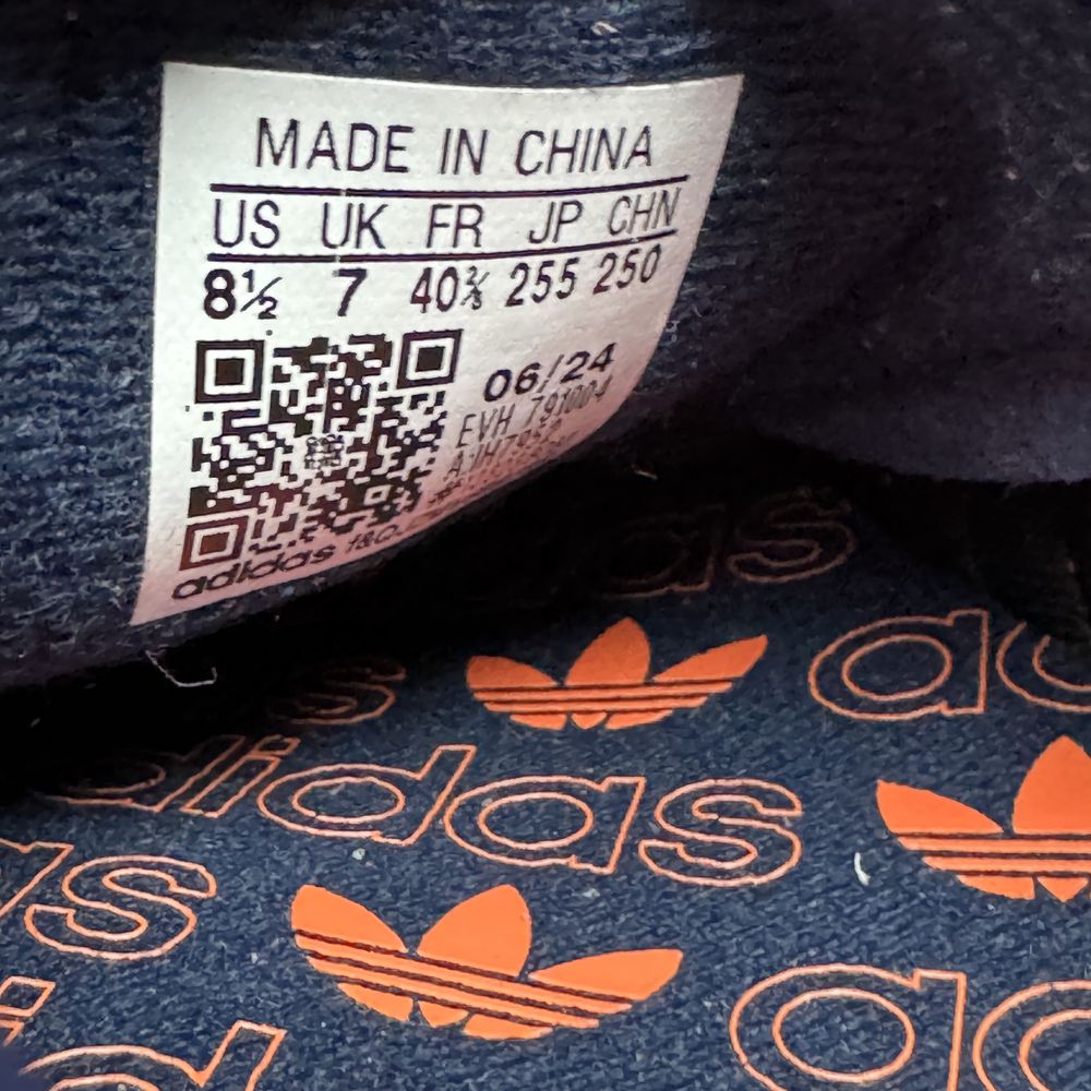 Шкіряні кросівки Adidas Handball Spezial IH7952 ОРИГІНАЛ 100% 36/40.5р