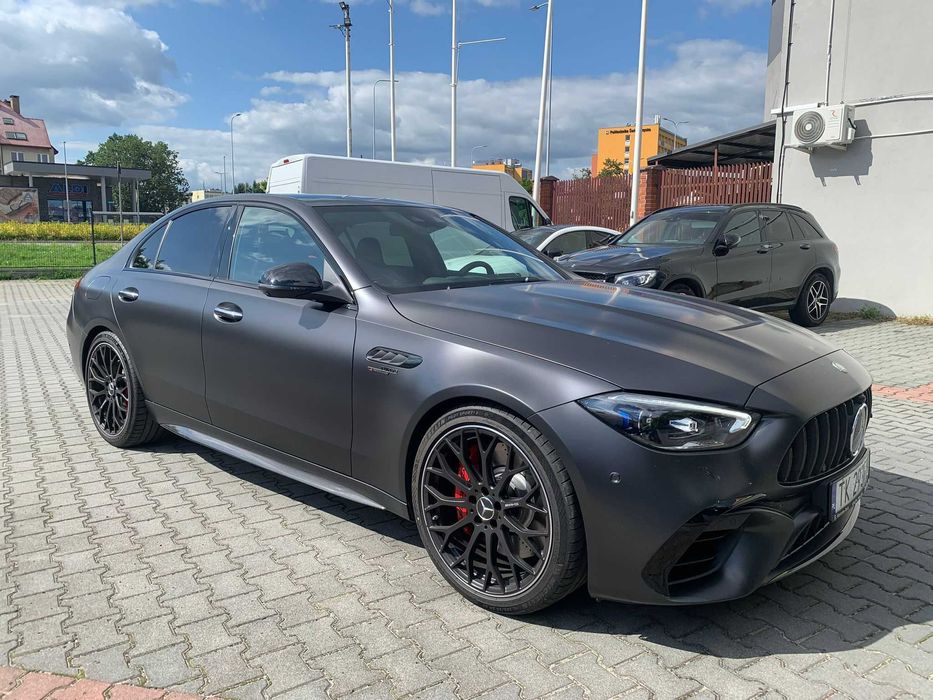 Mercedes- Benz C63S Wynajem krótkoterminowy i długoterminowy