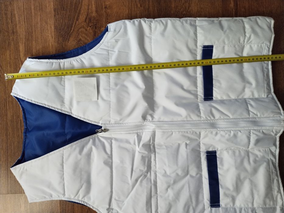 Жилет медичний утеплений новий