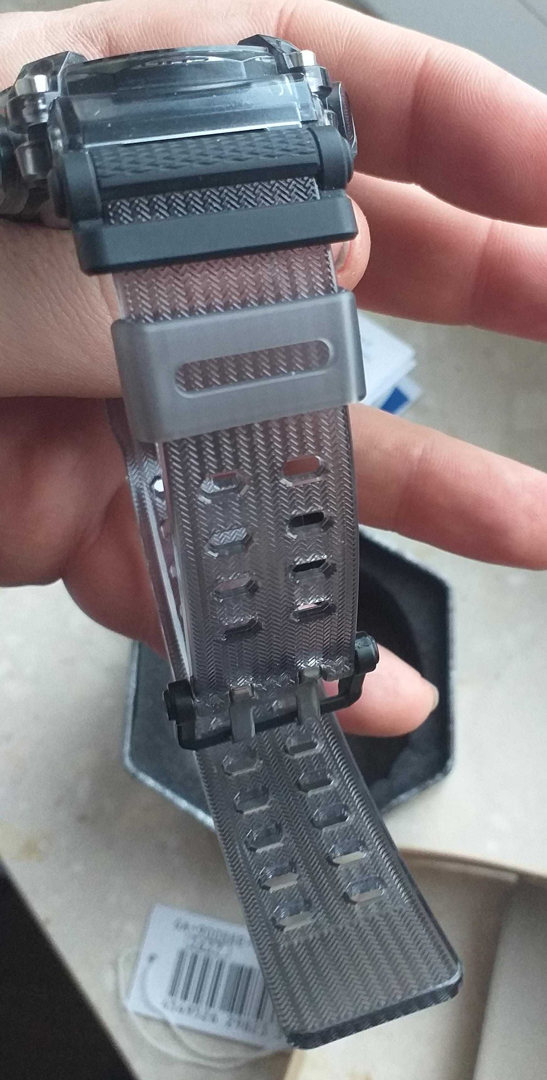 Zegarek Casio G-Shock GA-900SKE-8AER.