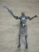 McFarlane Toys Movie Maniacs Terminator 2 T-800 Endoskeleton