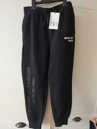 Nowe spodnie dresowe Zara 140 czarne chłopięce