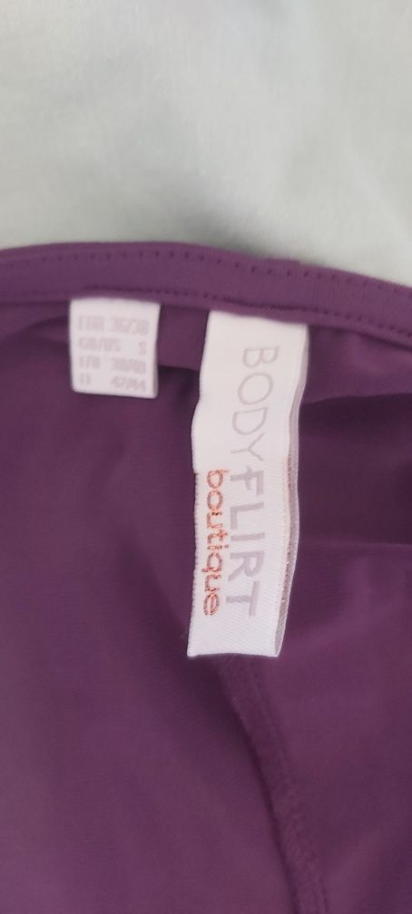 Sukienka wieczorowa Bodyflirt