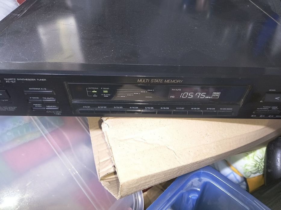 Tuner radio Akai AT 57 Hi-Fi audio Hi-End ukf am