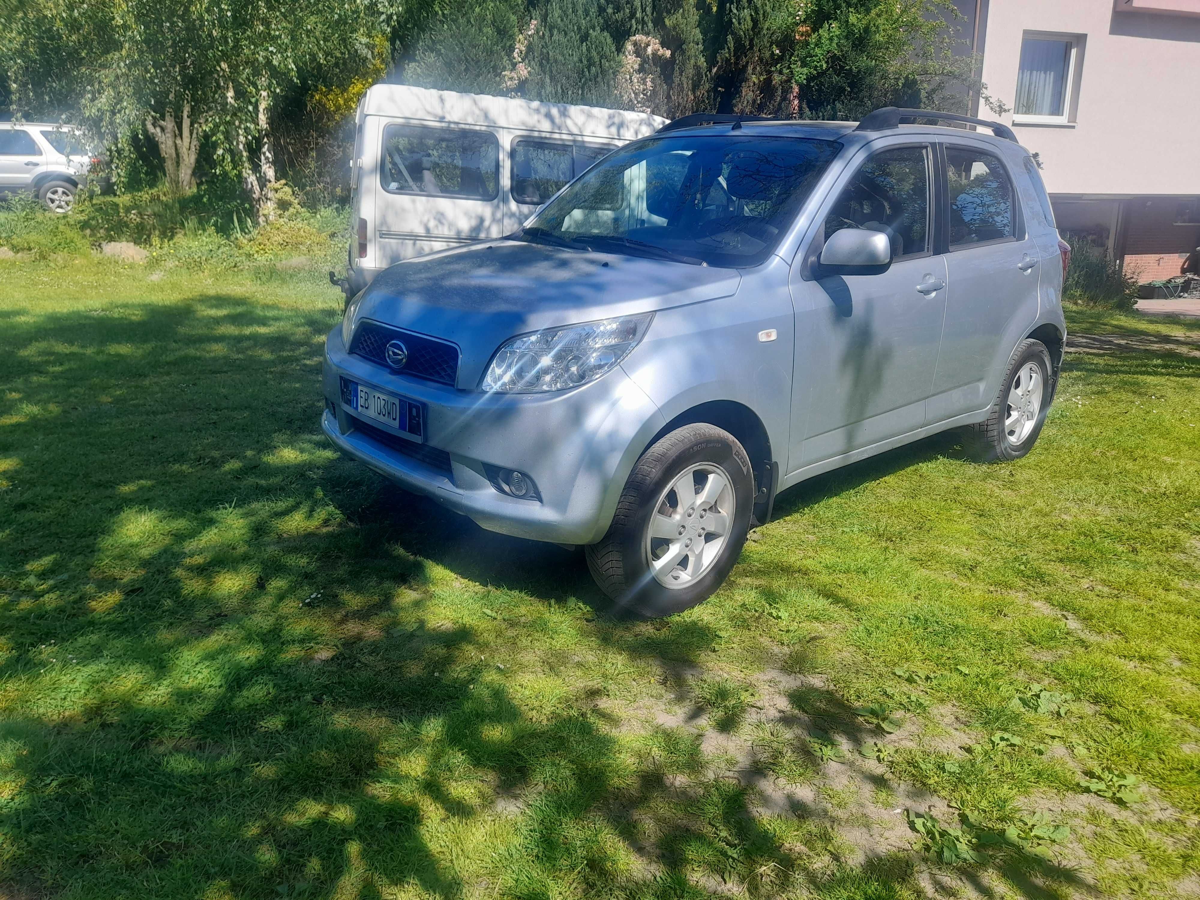 Terios bez korozji 4x4, gaz LPG, klimatyzacja,