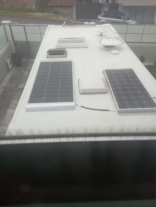 Autocaravana Perfilada Cama Central e Basculante