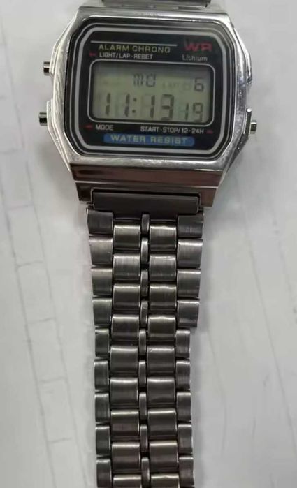 Часы электронные