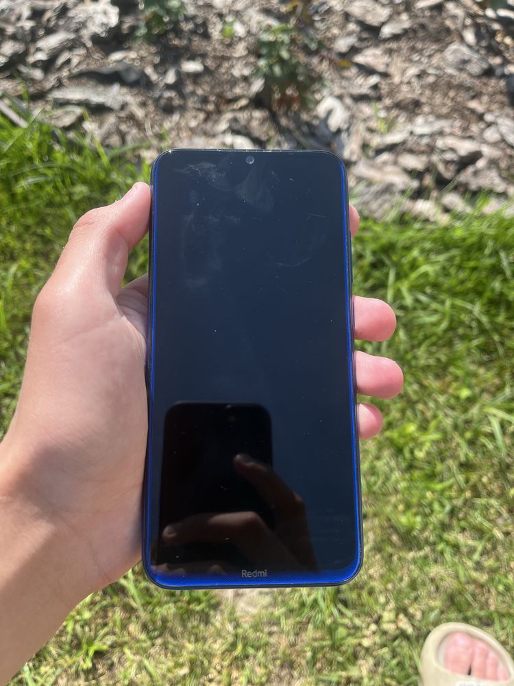 Телефон Redmi note 8