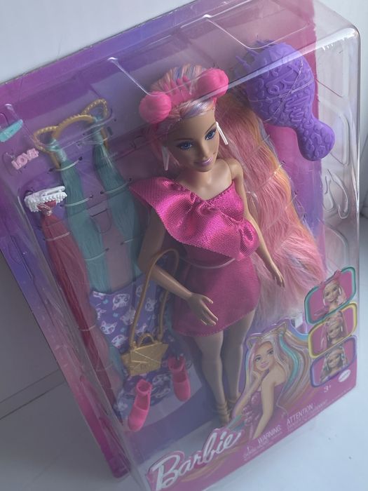 Barbie з пасмами волосся