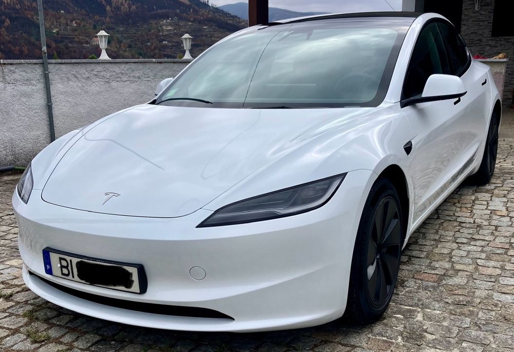 Tesla Model 3 Tração Traseira