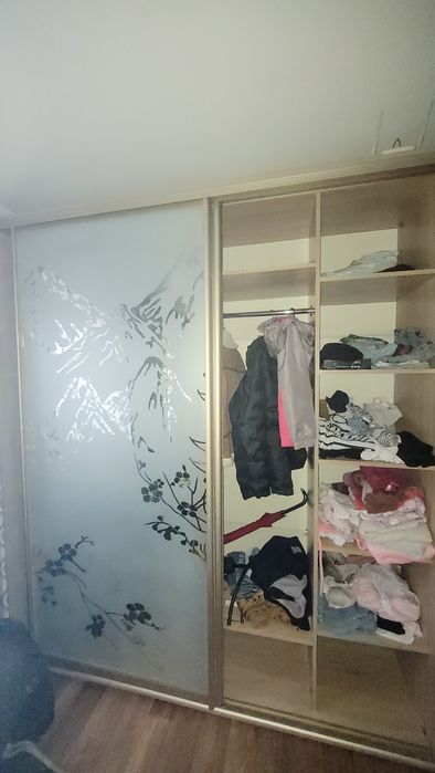 Шкаф Купе без дефектів!240 висота  200 ширина та 60 глубина!