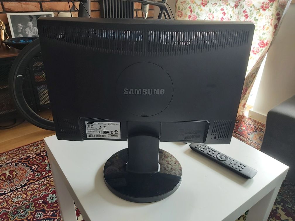 Monitor 20" Samsung 2043NWX