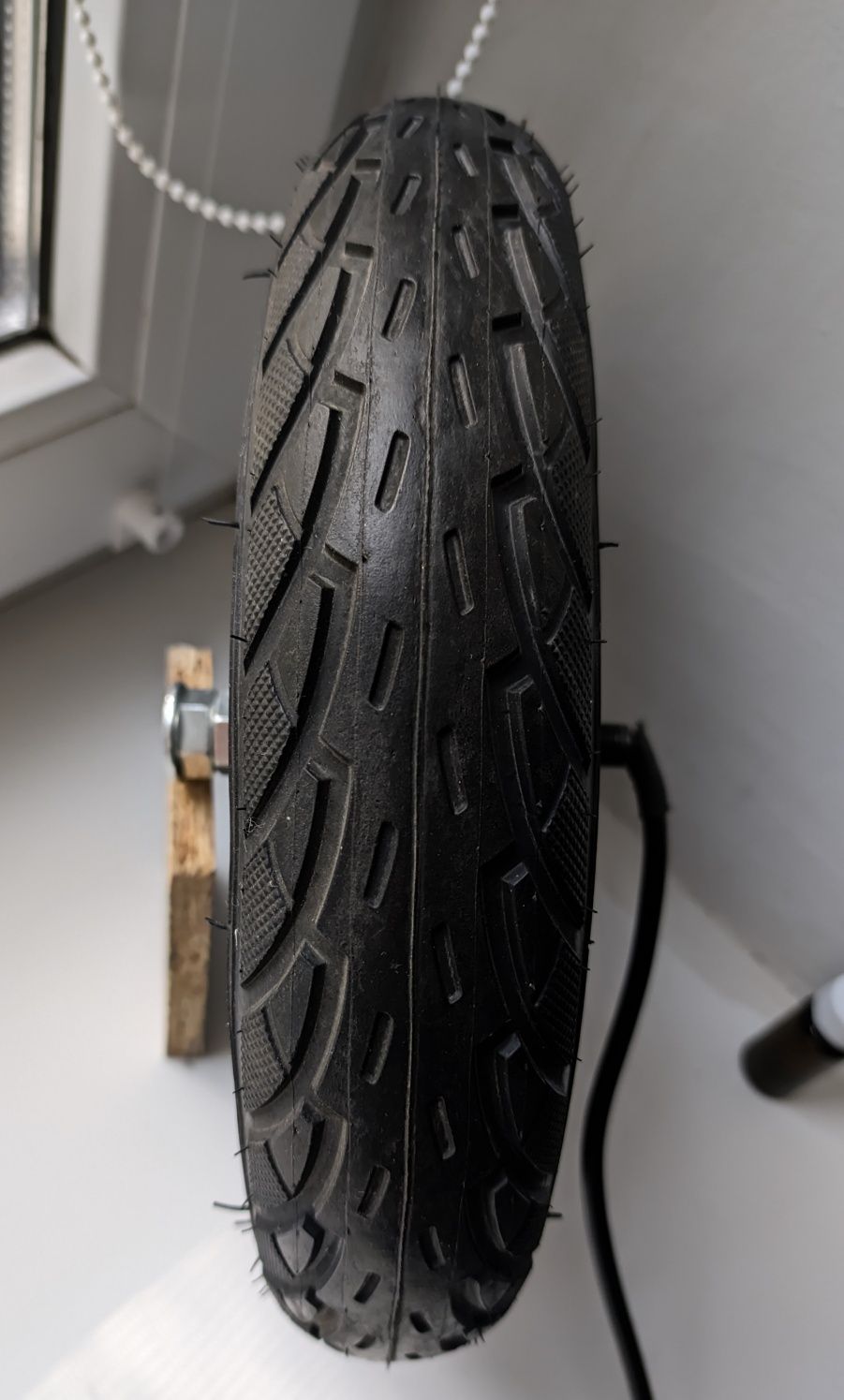 Шини CST, ChaoYang, Deli 8-10" 1/2 для електросамокатів Xiaomi та ін
