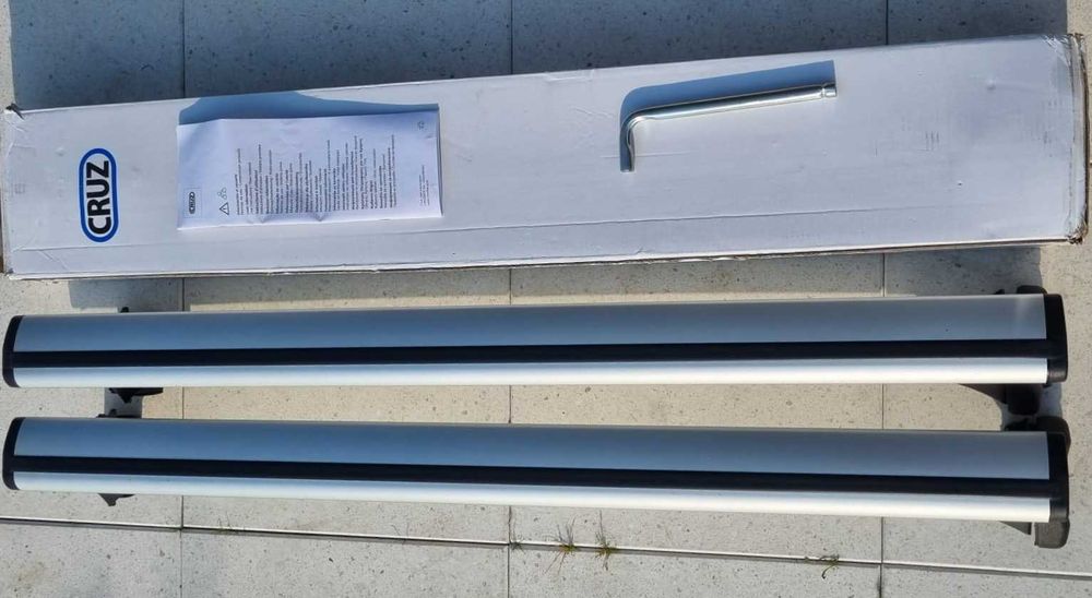 Megane 4 bagażnik dachowy Cruz Airo FIX 108 cm srebrne 925-701